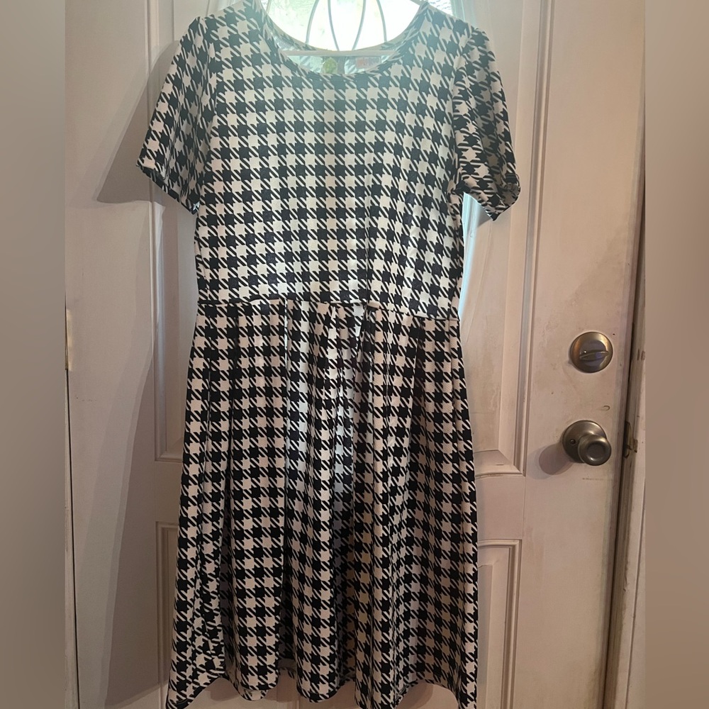 LuLaRoe Amelia dress
